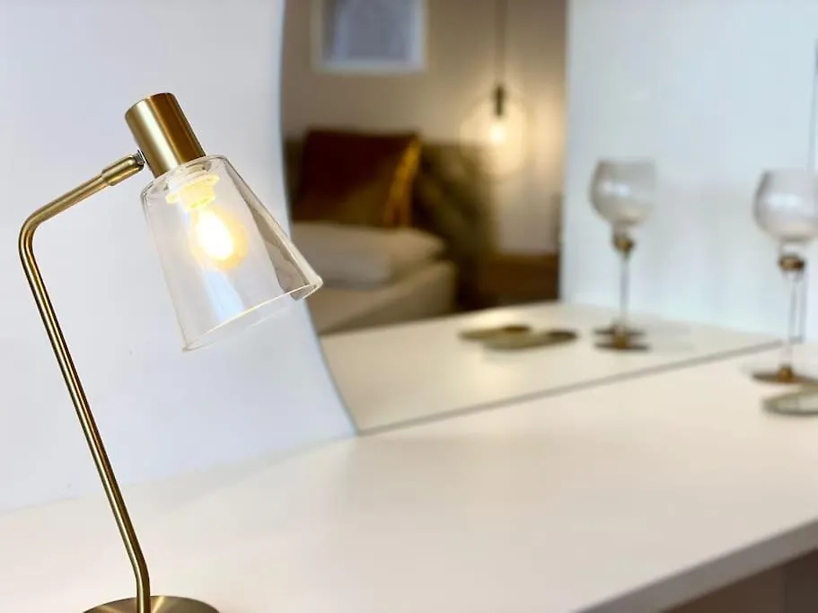 Komfort - Suite Zentral, Mit Balkon Und Waschmaschine Dusseldorf Apartment